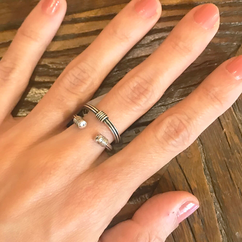 Gas bijoux anillo plata hilos
