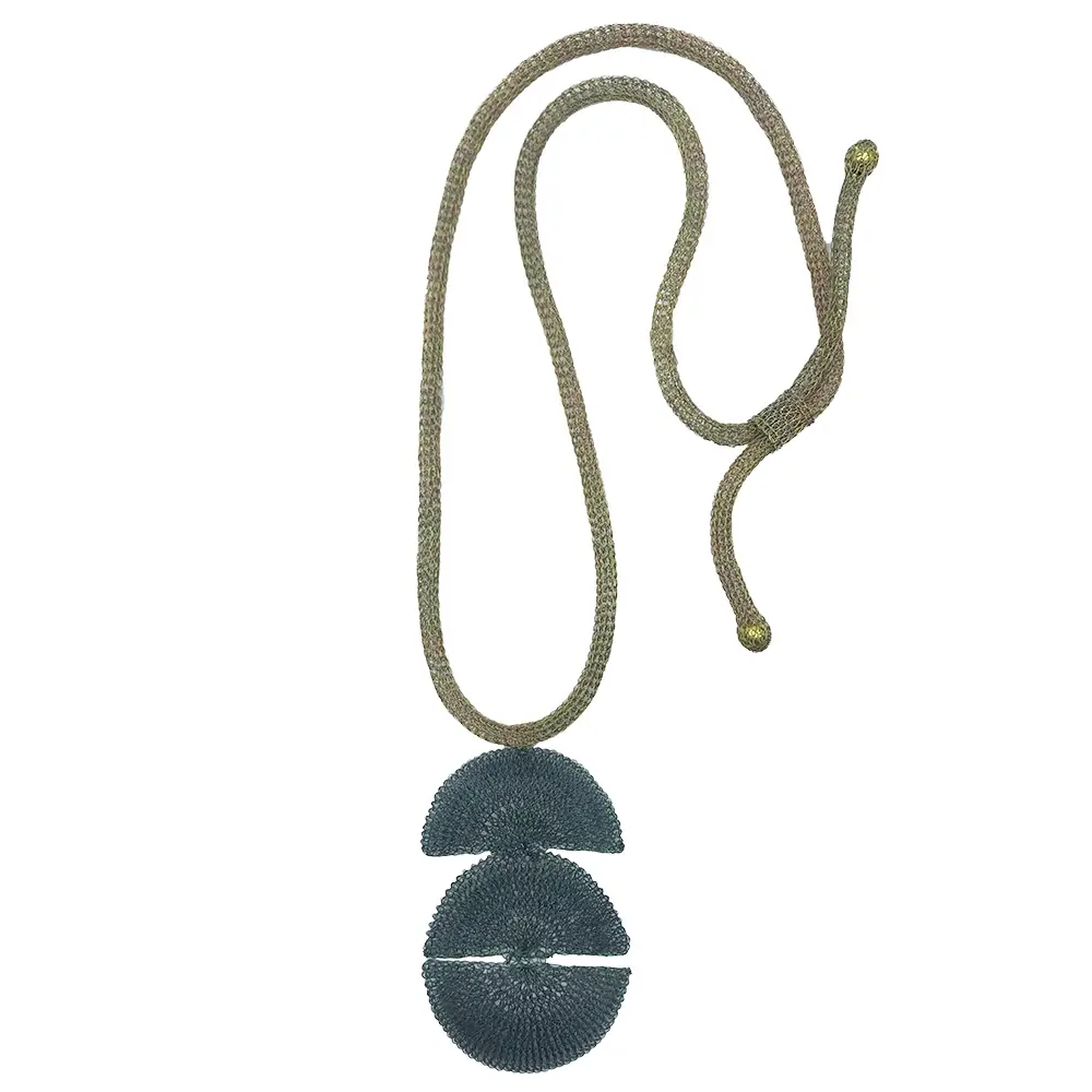 Collar Napoleon Negro y Oro