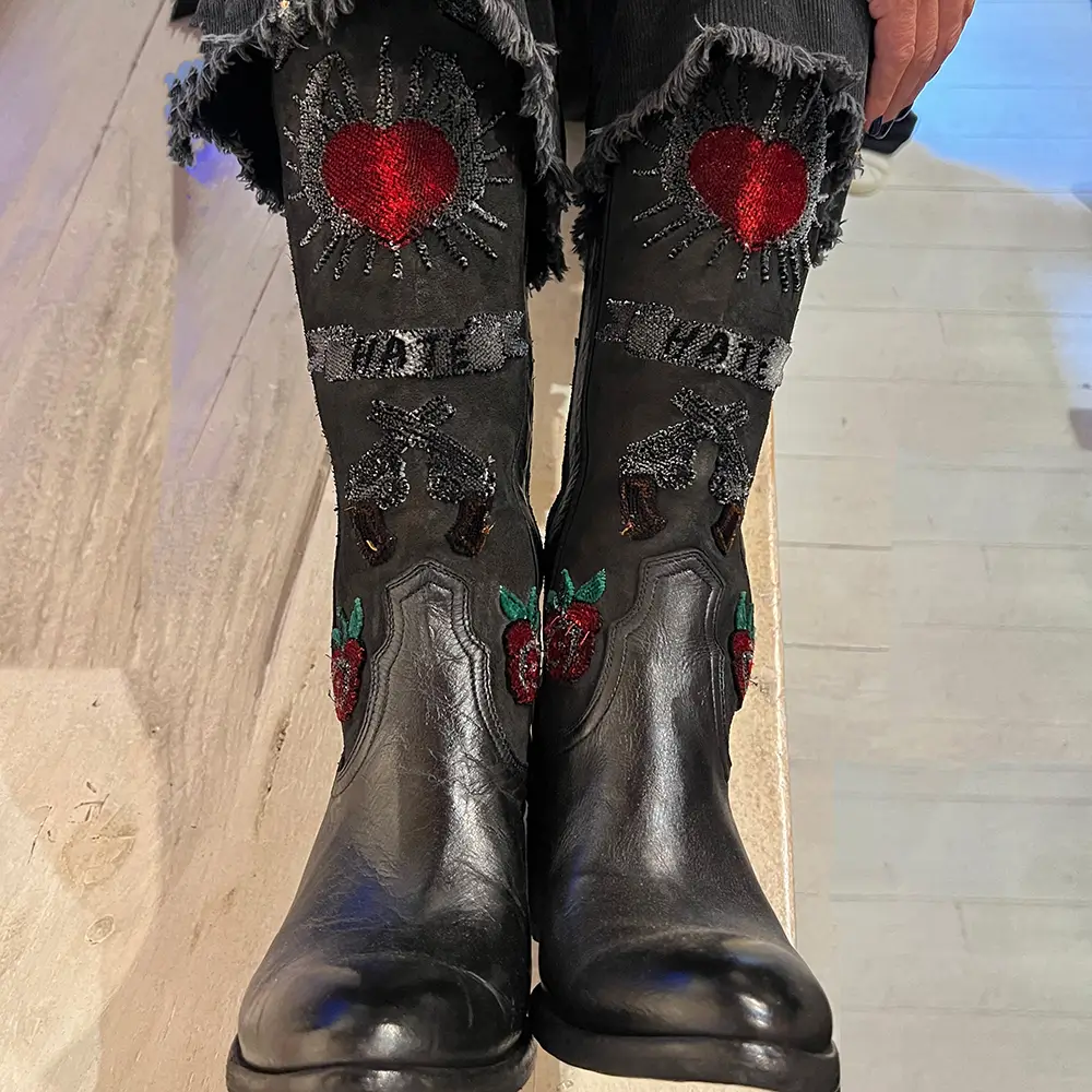 Bota Love